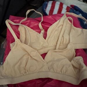 Quince Wireless Stretch Bralette - Cream NWOT (2) count